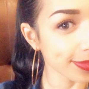 Meet your Posher, Nikeda